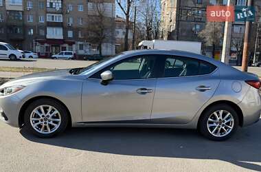 Mazda 3  2015