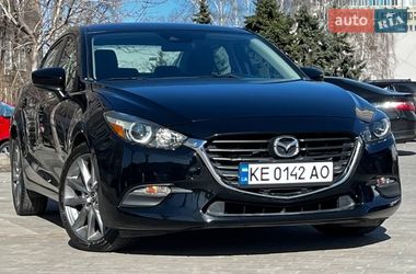 Mazda 3  2018