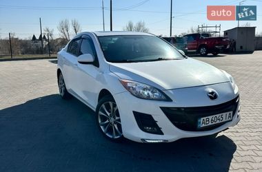Mazda 3  2010