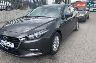 Mazda 3  2017