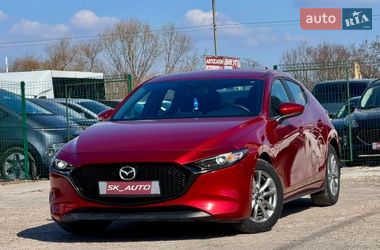 Mazda 3  2019