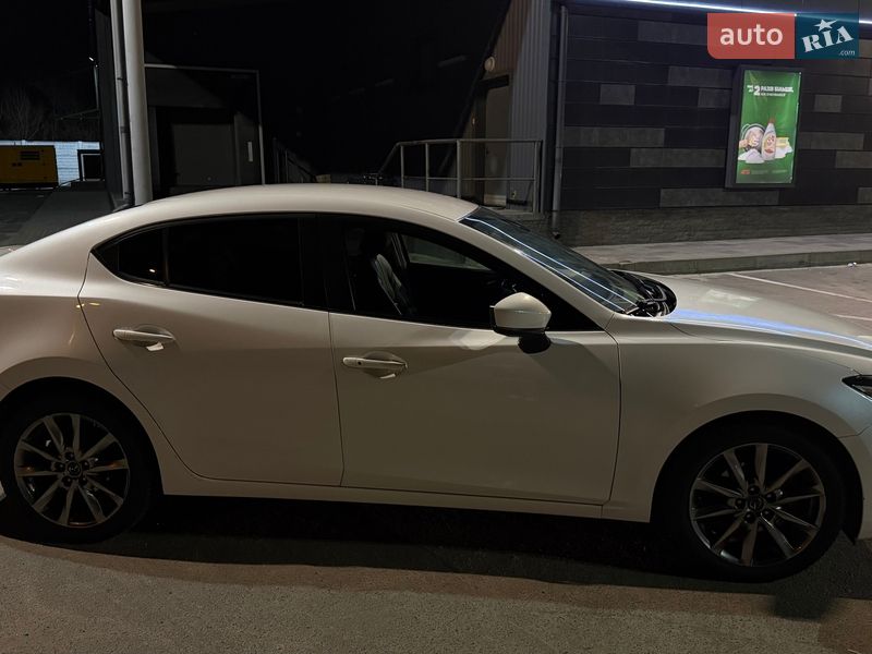 Седан Mazda 3 2018 в Дніпрі фото 2 Седан Mazda 3 2018 в Дніпрі