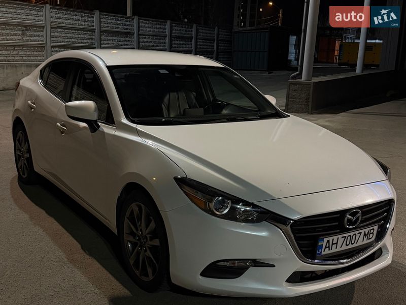 Седан Mazda 3 2018 в Дніпрі фото Седан Mazda 3 2018 в Дніпрі