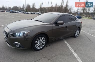 Mazda 3  2013