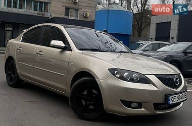 Mazda 3  2005