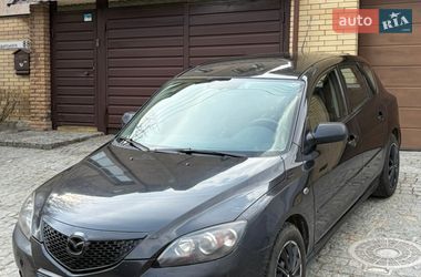 Mazda 3  2004
