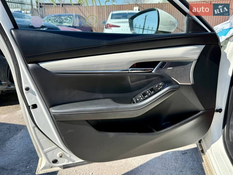 Хетчбек Mazda 3 2020 в Києві фото 43 Хетчбек Mazda 3 2020 в Києві