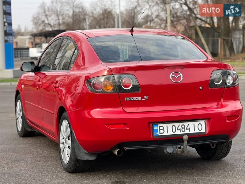 Седан Mazda 3 2005 в Лубнах