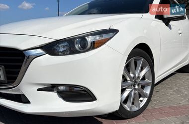 Mazda 3  2017