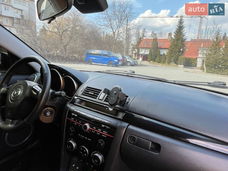 Хетчбек Mazda 3 2008 в Чернівцях