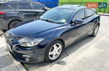 Mazda 3  2015