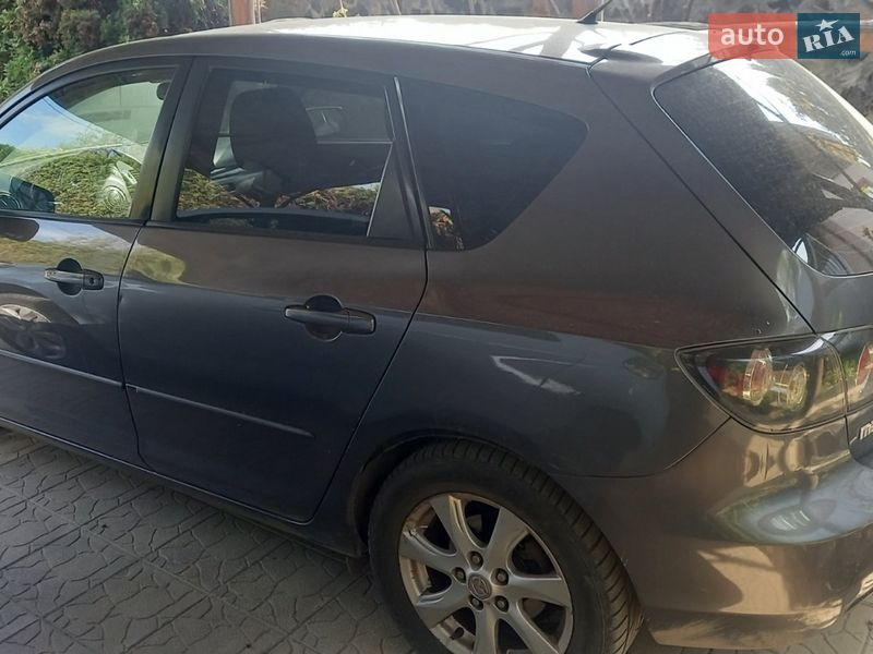 Хетчбек Mazda 3 2006 в Ужгороді