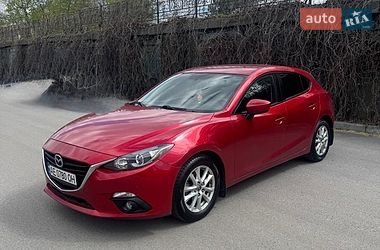 Mazda 3  2016