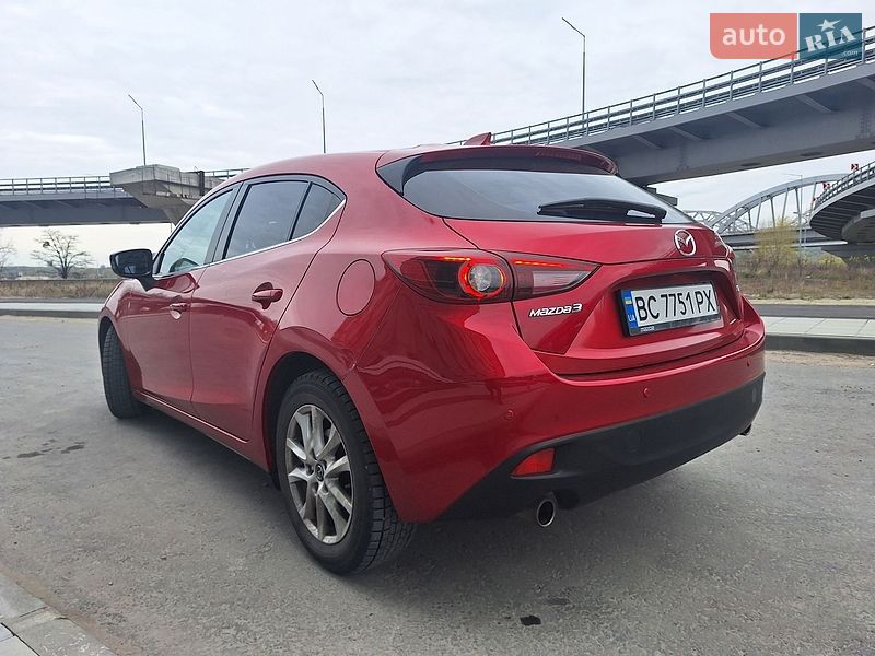 Хэтчбек Mazda 3 2014 в Киеве