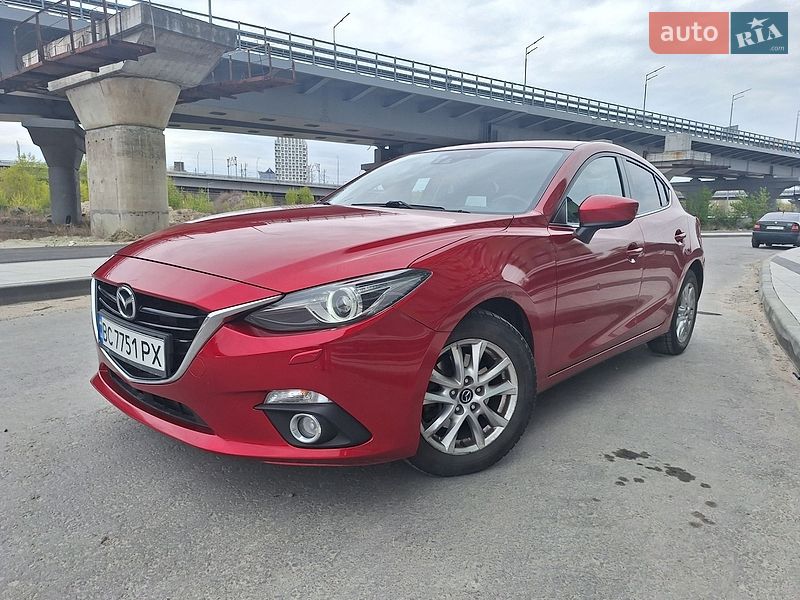Хэтчбек Mazda 3 2014 в Киеве