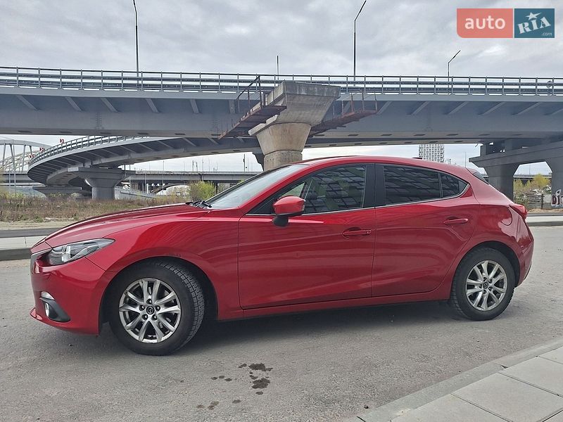 Хэтчбек Mazda 3 2014 в Киеве