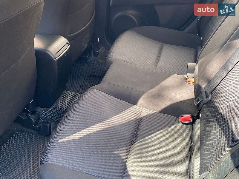 Хетчбек Mazda 3 2010 в Жидачові