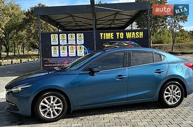 Mazda 3  2017
