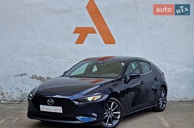 Mazda 3  2023