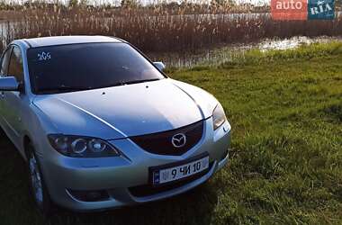 Mazda 3  2004