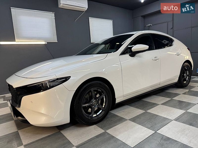 Mazda 3 2019