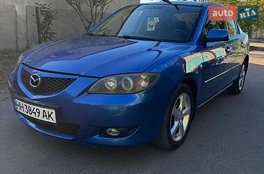 Mazda 3  2004