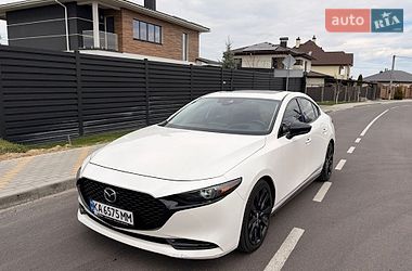 Mazda 3  2020