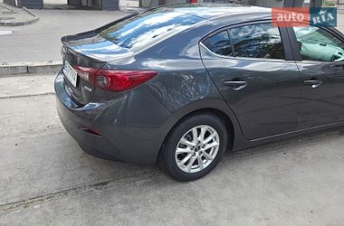 Mazda 3  2016