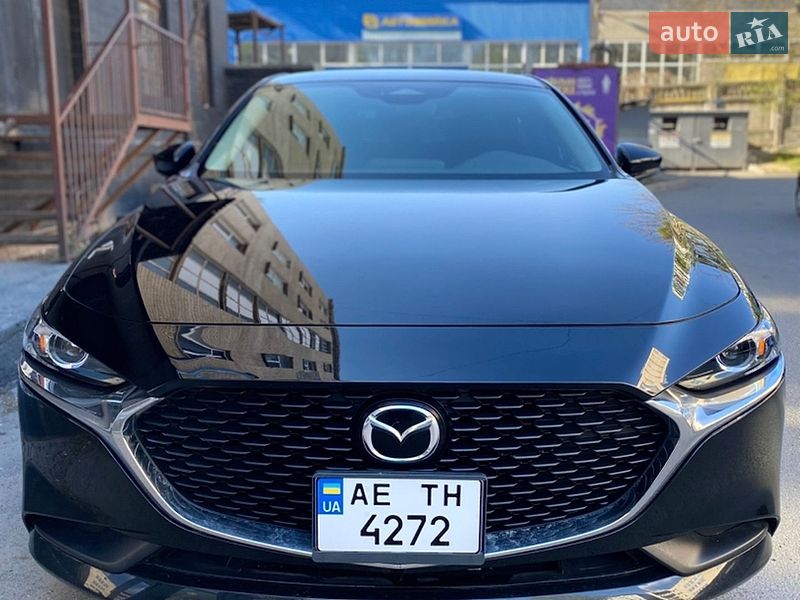 Седан Mazda 3 2023 в Виннице