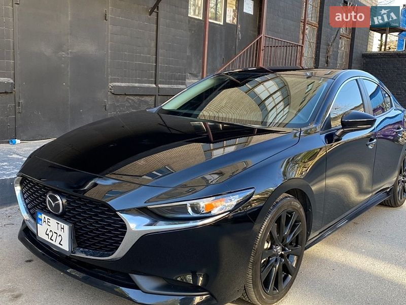 Седан Mazda 3 2023 в Виннице