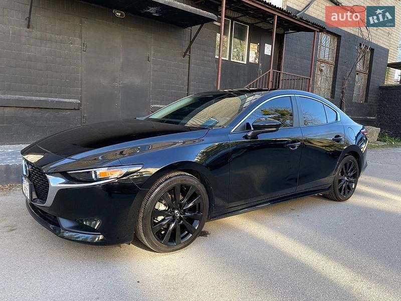 Седан Mazda 3 2023 в Виннице