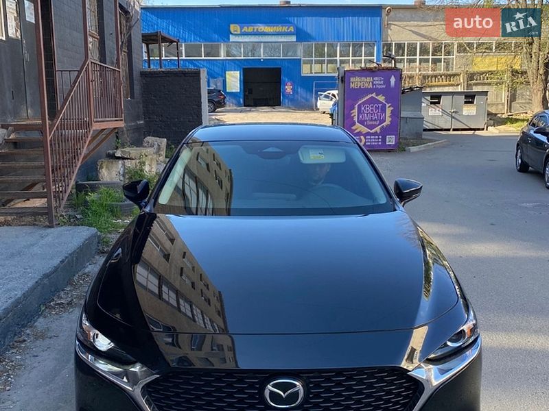 Седан Mazda 3 2023 в Виннице