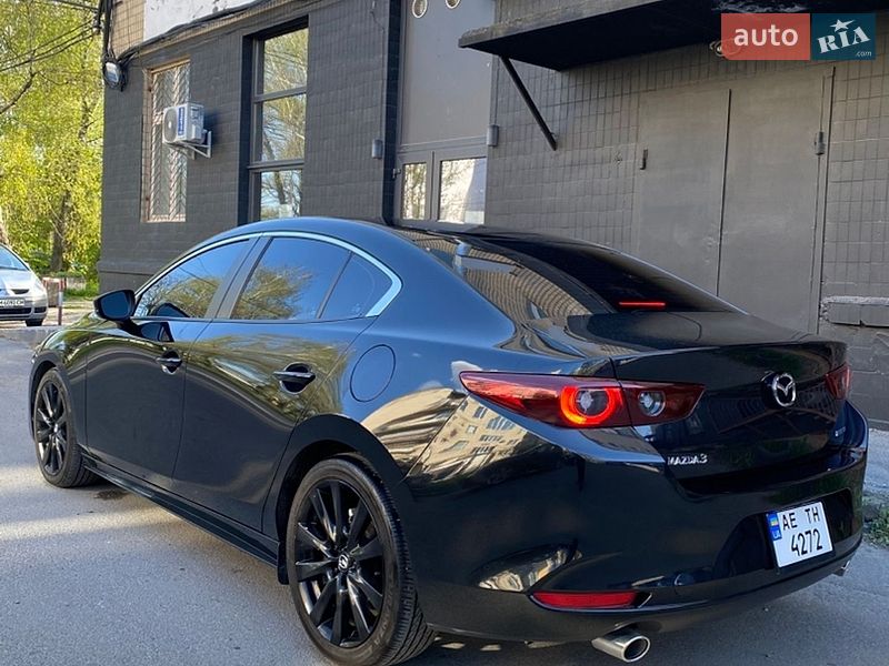 Седан Mazda 3 2023 в Виннице