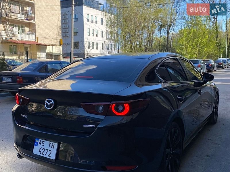 Седан Mazda 3 2023 в Виннице
