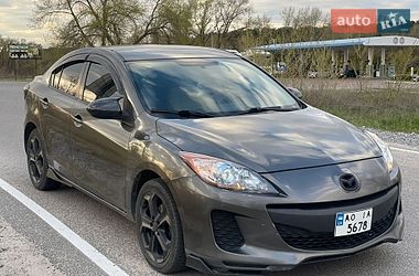 Mazda 3  2012