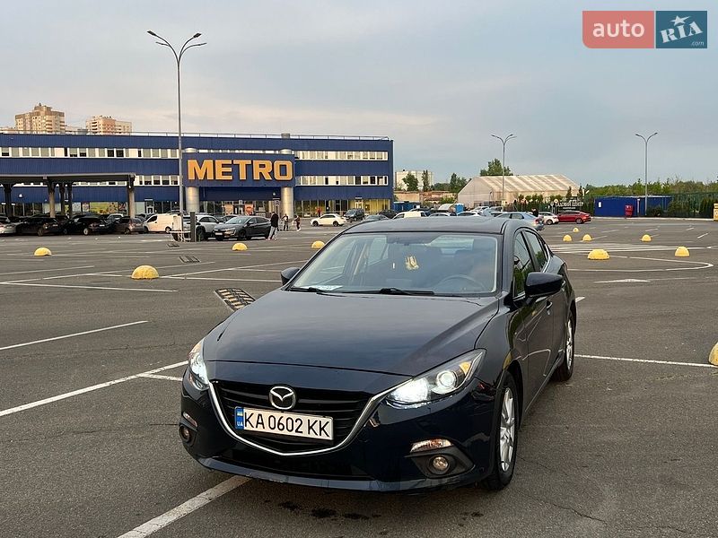 Mazda 3 2016