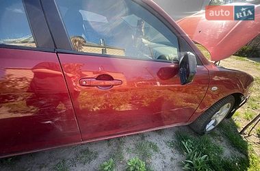 Седан Mazda 3 2003 в Смизі