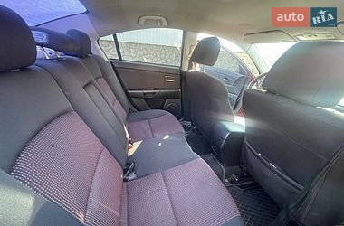 Седан Mazda 3 2003 в Смизі