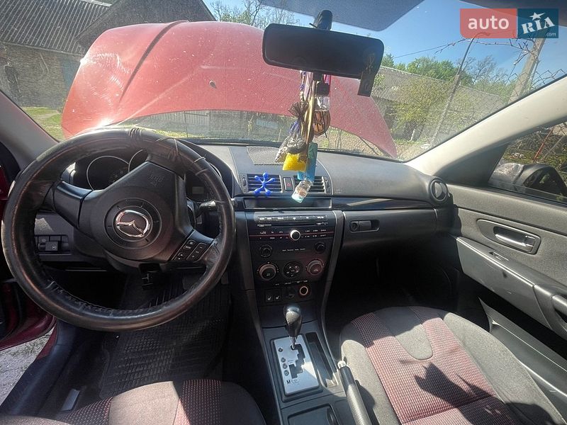Седан Mazda 3 2003 в Смизі