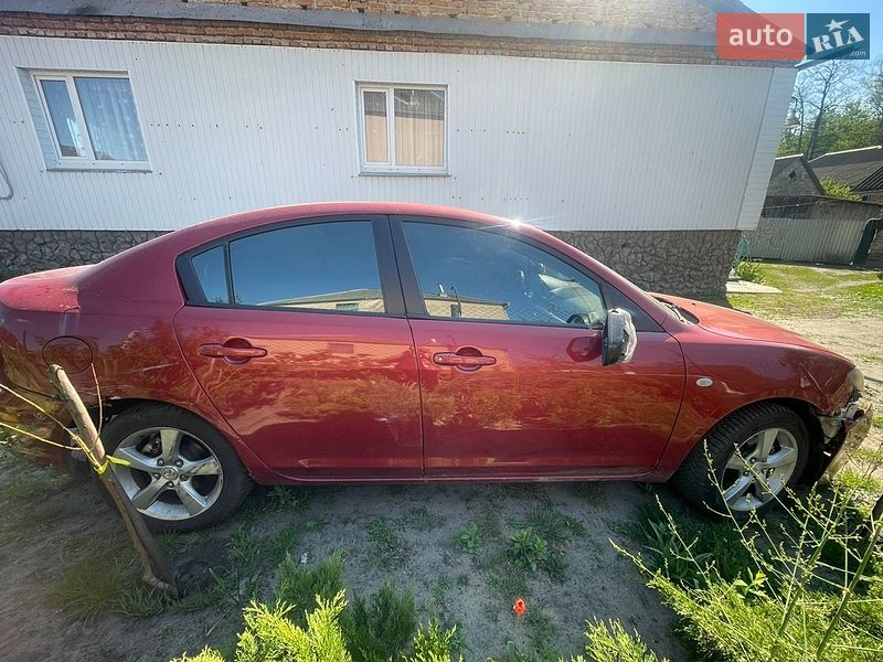 Седан Mazda 3 2003 в Смизі
