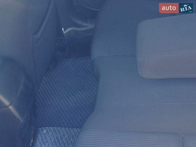 Хетчбек Mazda 3 2005 в Черкасах фото 6 Хетчбек Mazda 3 2005 в Черкасах