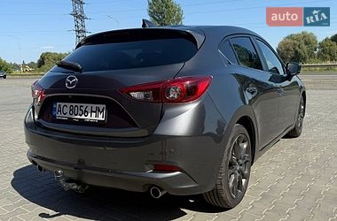 Хэтчбек Mazda 3 2017 в Луцке