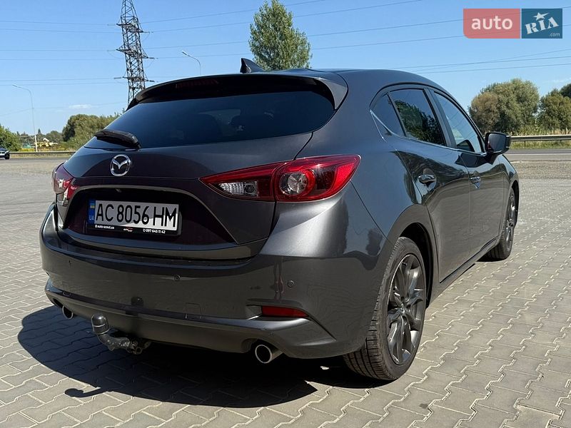 Хэтчбек Mazda 3 2017 в Луцке