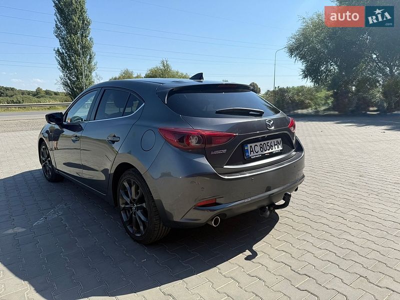 Хэтчбек Mazda 3 2017 в Луцке