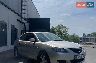 Mazda 3  2004