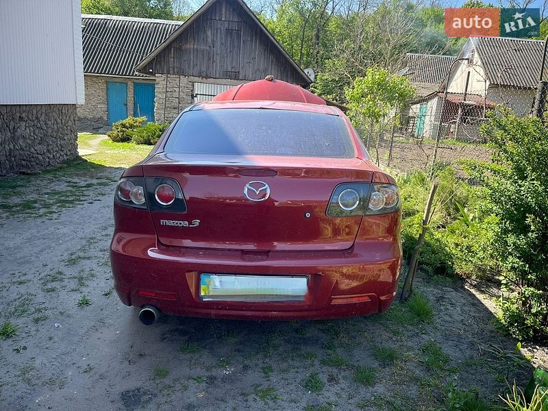 Седан Mazda 3 2003 в Смизі