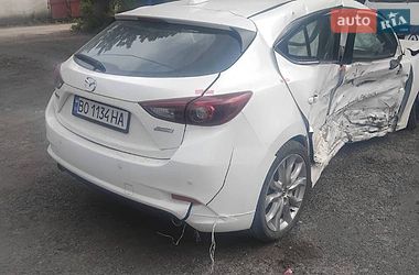Mazda 3  2014