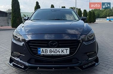 Mazda 3  2018
