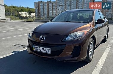 Mazda 3  2012