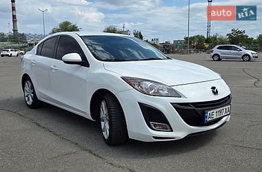Mazda 3  2010